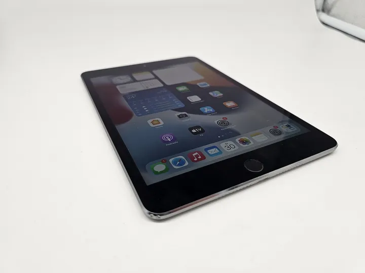 iPad Mini 4 128GB + Simkartenslot